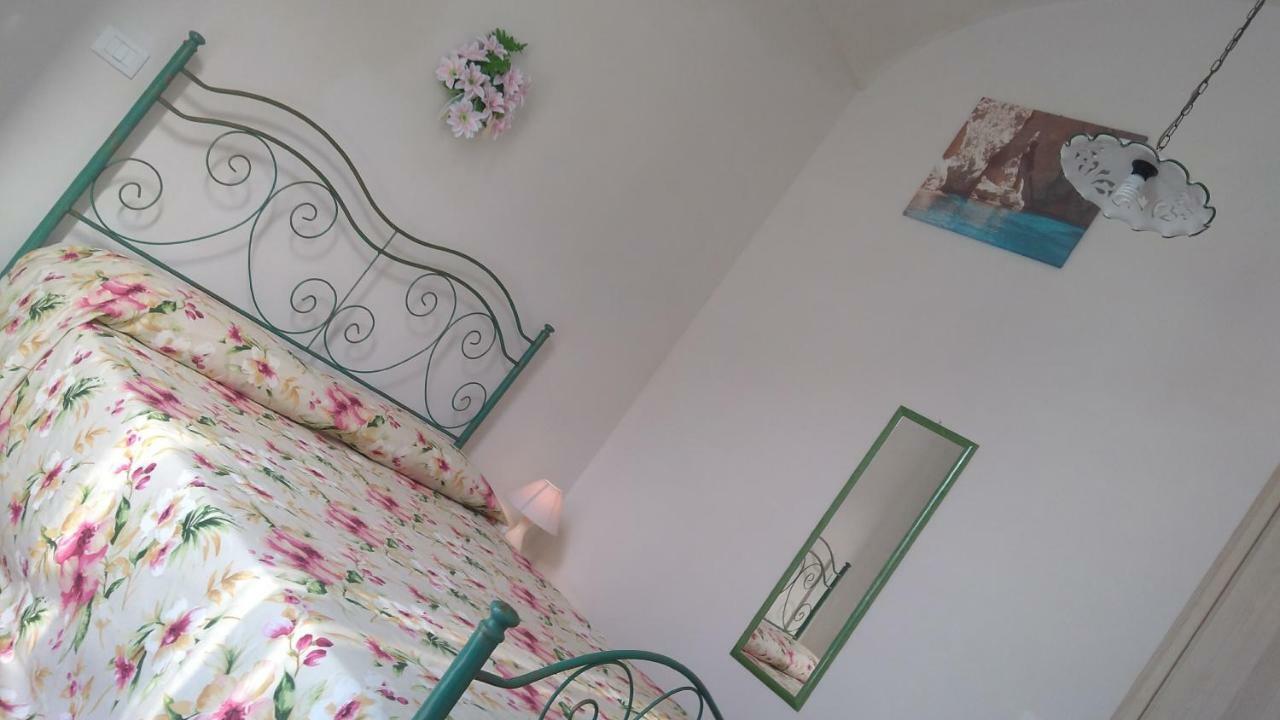 The Twins Rooms In Marettimo 1 Esterno foto